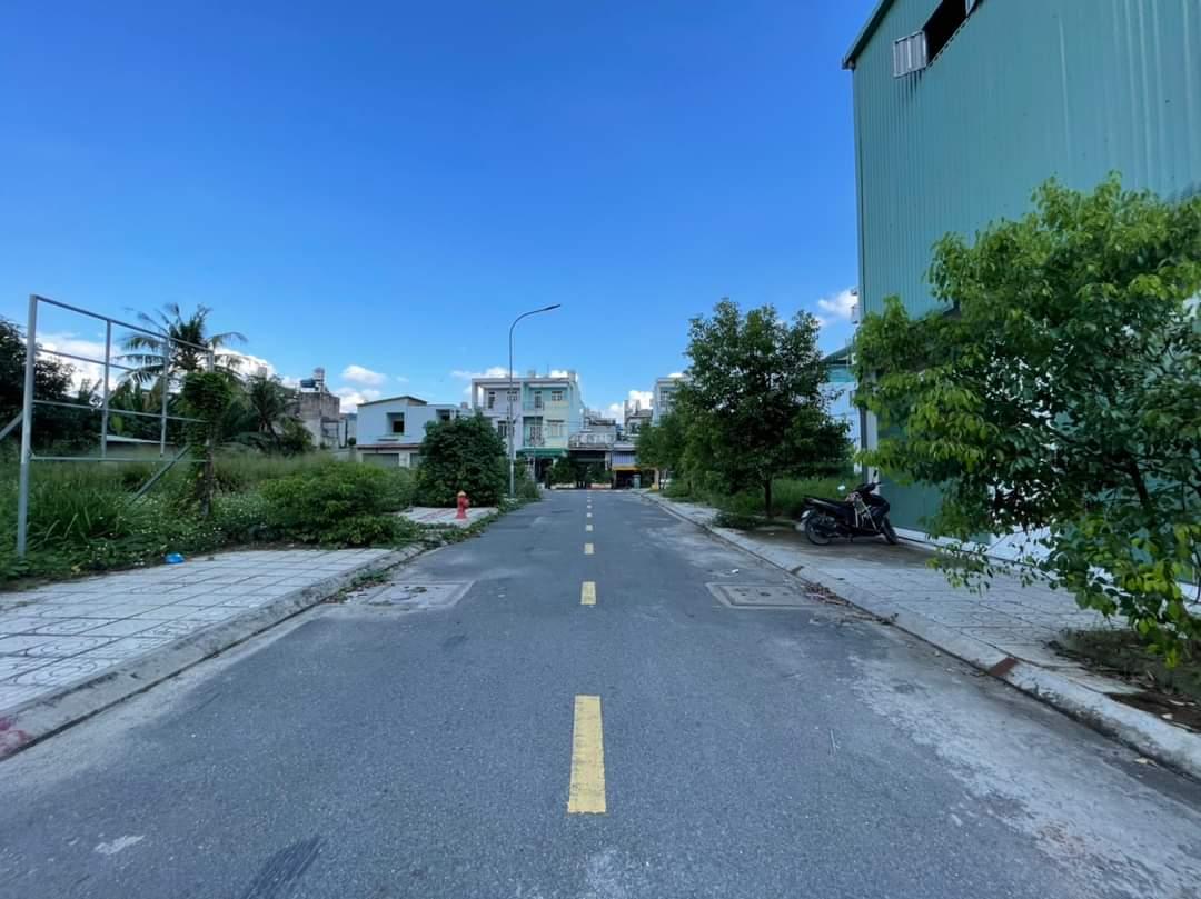 Nhà Đẹp 5 Tầng Đường Xe Tải Tránh Nhau Hà Huy Giáp, Quận 12, Giá Nhỉnh hơn 5 tỷ